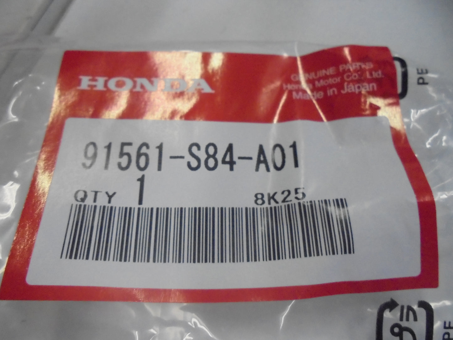 Honda Odyssey-Accord Genuine Belt Weather-Strip Retainer Clip New Part