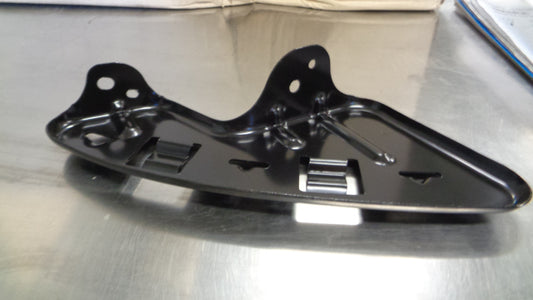 Kia Sportage Genuine Left Hand Front Upper Bumper Bracket New Part