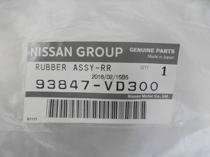Nissan Patrol GU Y61 Wagon Genuine Rear Fender Rubber Assy New Part