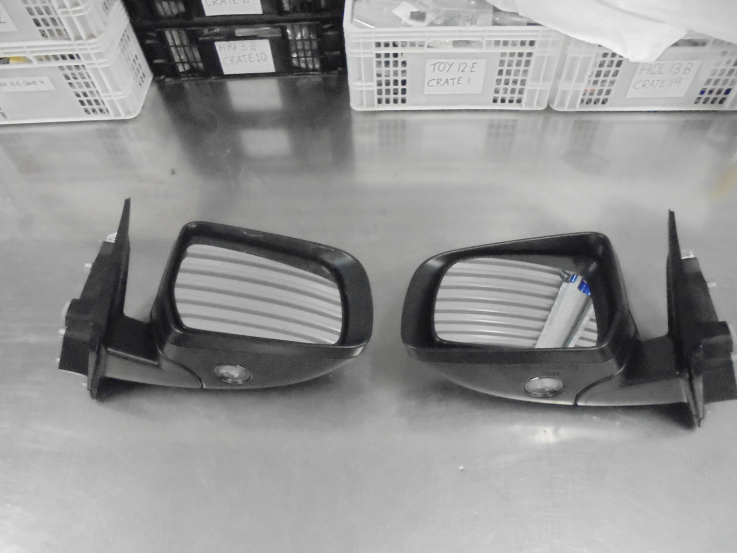 Ford PX3 Wildtrack Genuine Outer Drivers/Passengers Auto Fold New Part