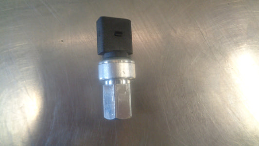 Volkswagen/Audi Genuine Air Conditioner Pressure Switch New Part
