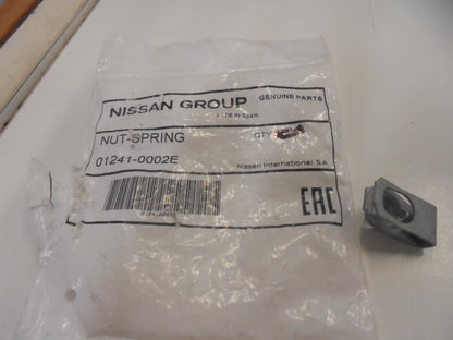 Nissan Qashqai J10 Genuine Spring Nut New Part