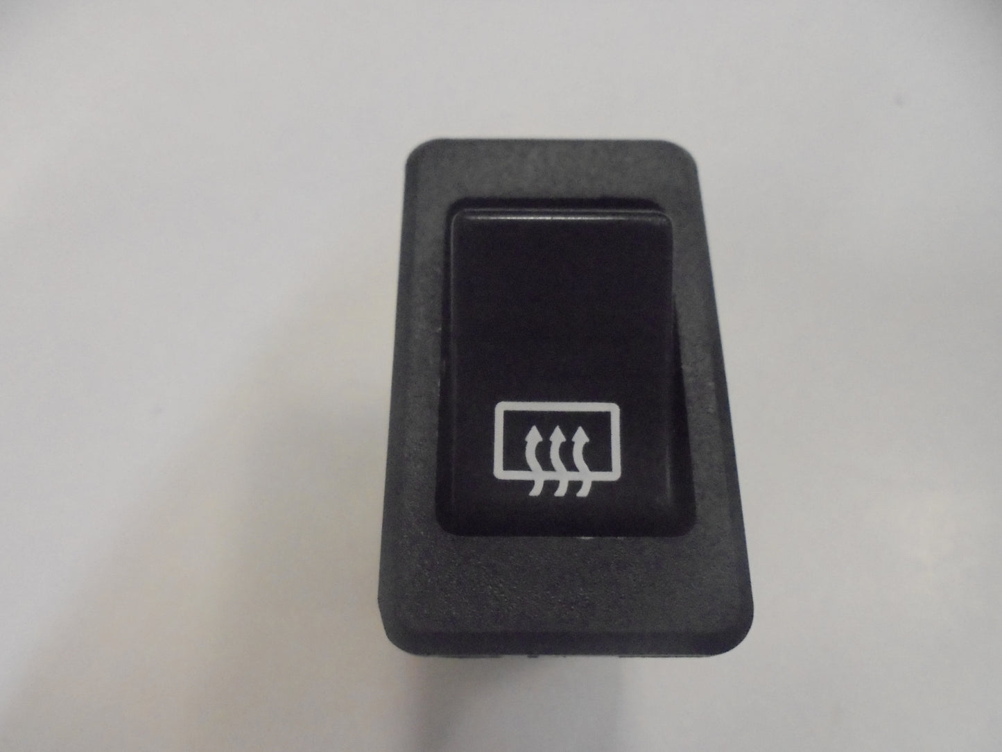 Holden Astra LB-LC Genuine Rear Defog Switch New Part