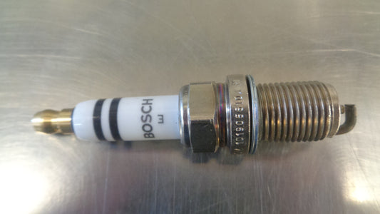 Volkswagen Golf/Jetta/Touran/Passat Genuine Spark Plug New Part