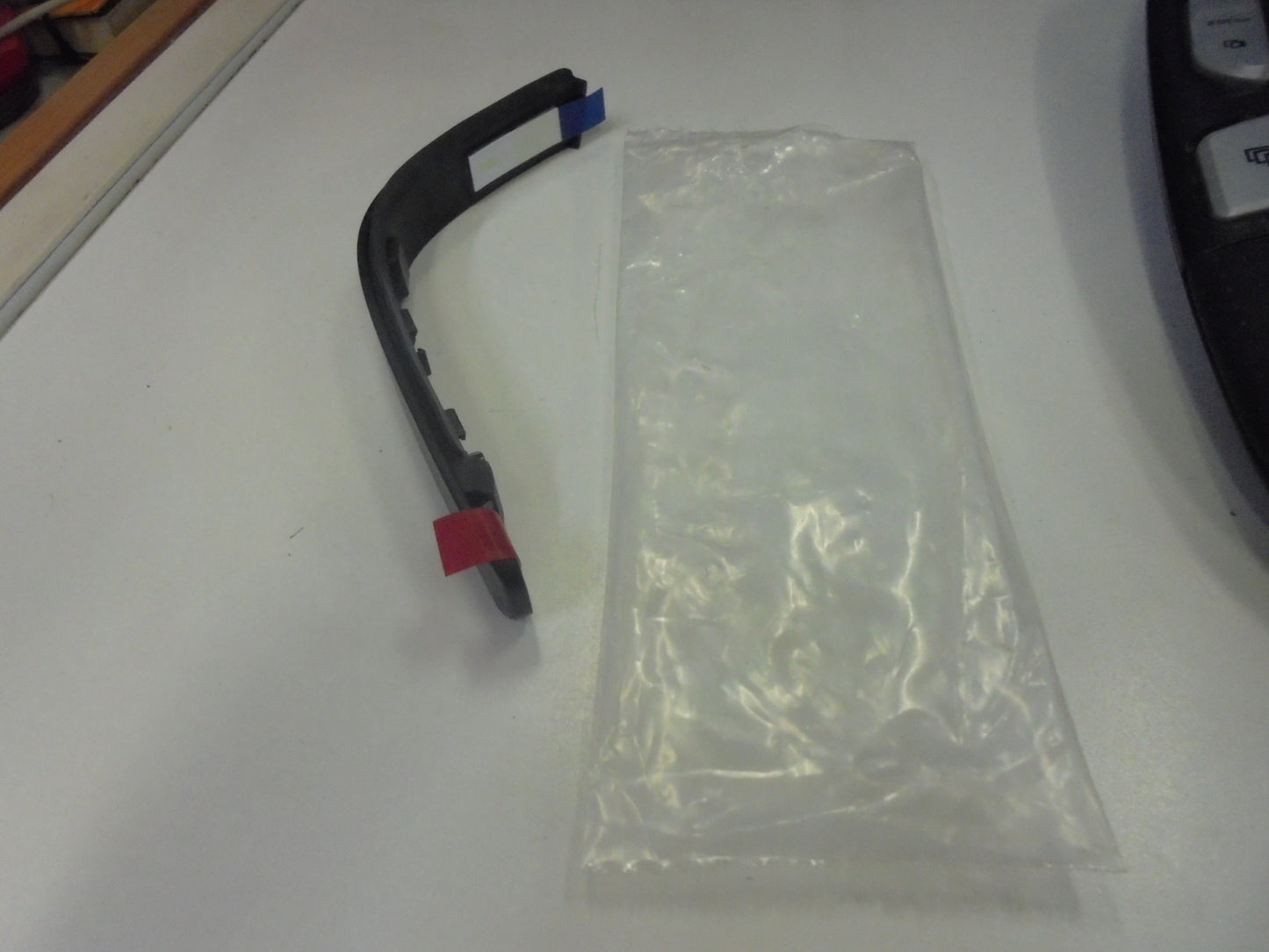 Nissan Navara D40Thai Single Cab Genuine Right Hand Rear Roof Drip Molding New Part