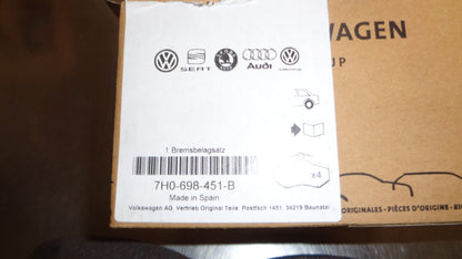 Volkswagen Transporter Genuine Rear Brake Pads New Part