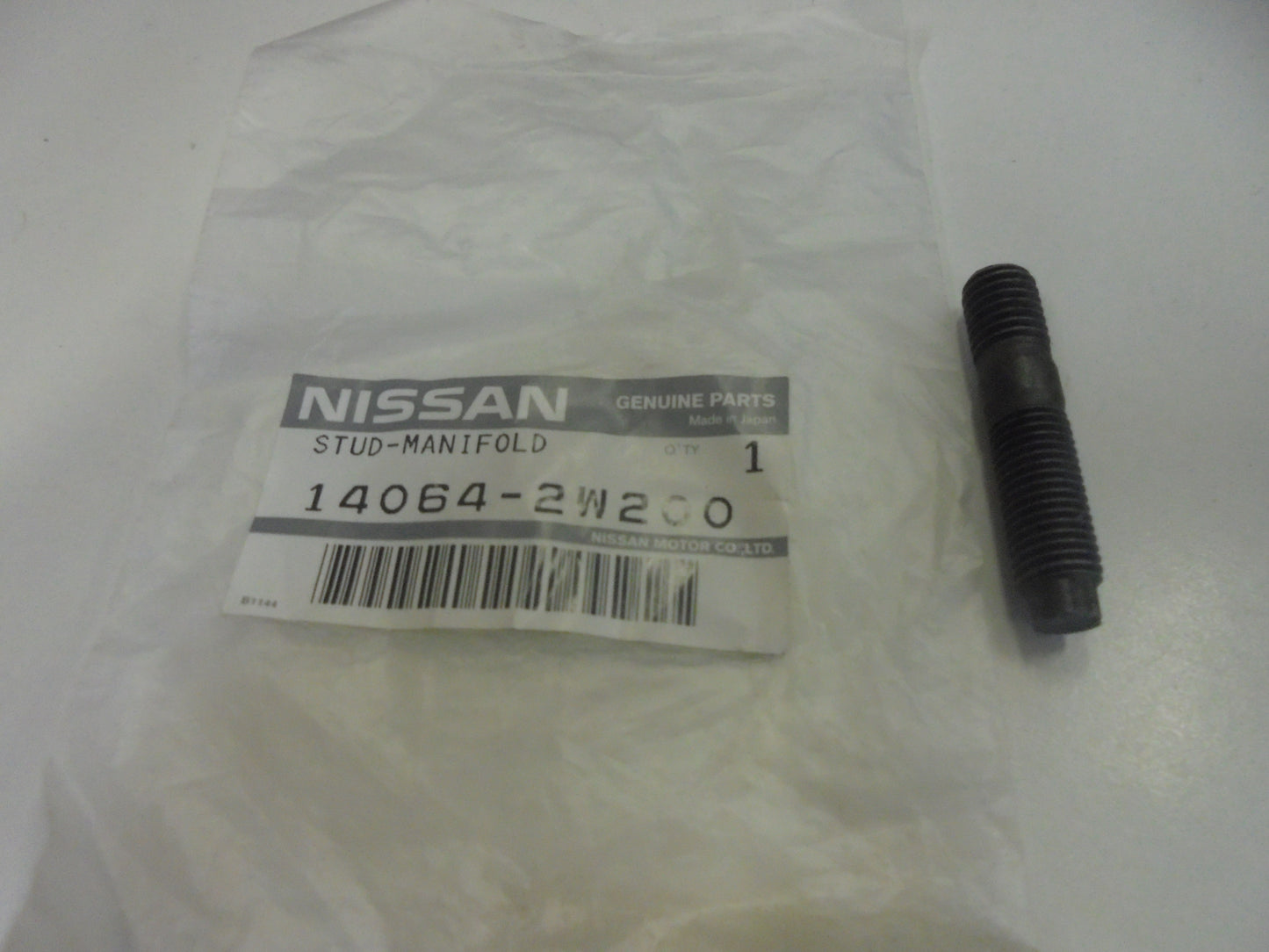 Nissan Patrol GU-D22 Wagon Genuine Exhaust Manifold Stud New Part