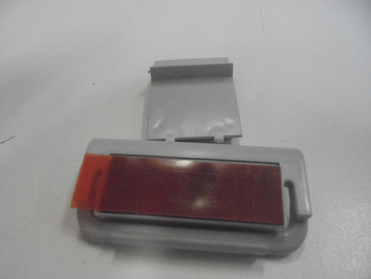 Mitsubishi Triton Genuine Drip Molding Clip New Part