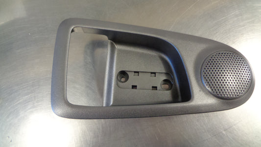 Kia Spectra Genuine Front Door Inside Handle Housing Right Hand Side New Part
