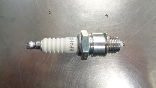 NGK Nickel Spark Plug Suits Various Motorbike Yamaha/Suzuki/Honda