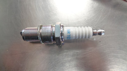 NGK Standard Spark Plug Suits Honda/Porsche/MG