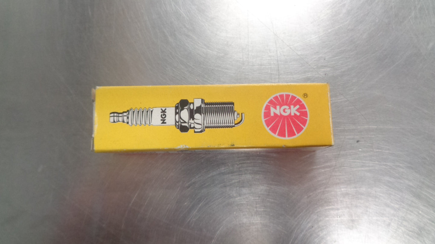 NGK Spark plug Suits Yamaha