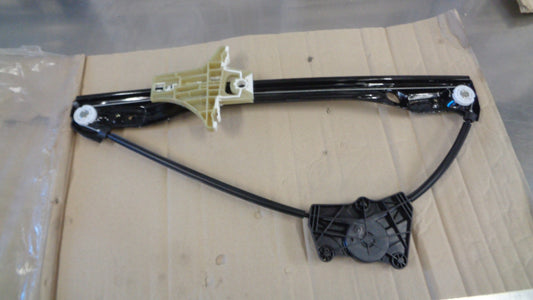Volkswagen Amarok Genuine Right Front Window Regulator New Part
