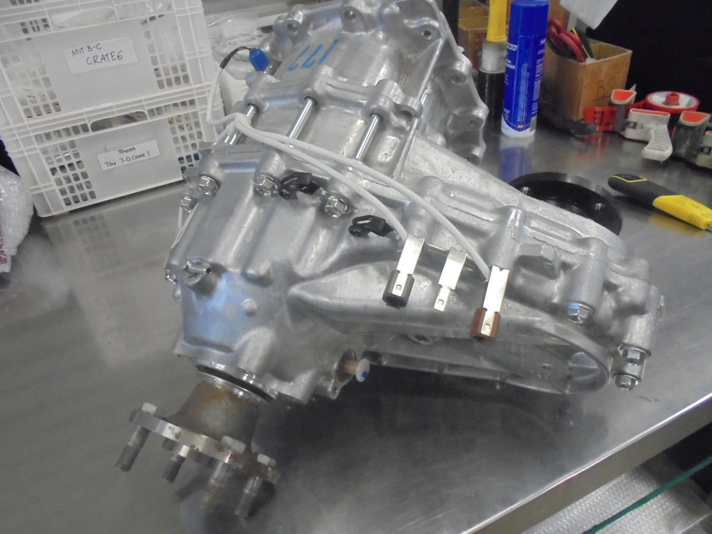 Nissan GU Y61 Patrol Genuine 4WD Transfer Case 2 Plug New Part