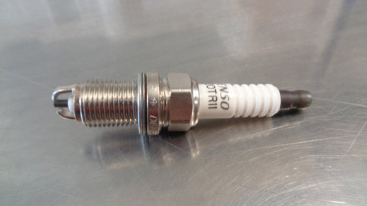 Denso Spark Plug Suits Toyota Camry/Avalon New Part