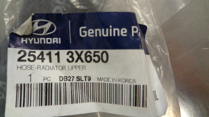 Hyundai Elantra Genuine Upper Radiator Hose New Part