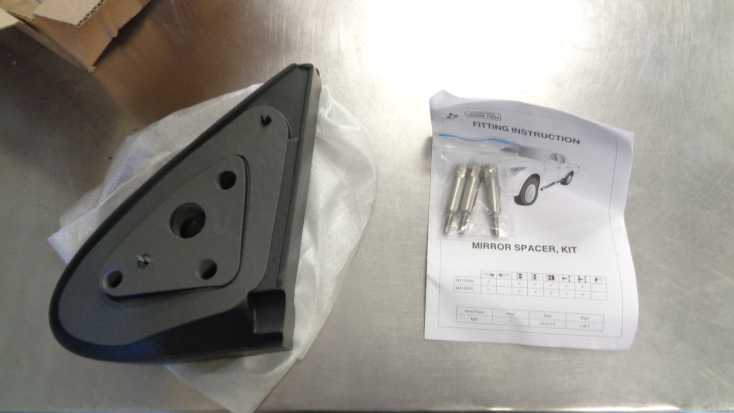 Mitsubishi MQ/MR Triton Genuine Right Hand Mirror Extension Kit New Part.