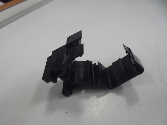 Holden Captiva Genuine Fuel Feed Hose Clip New Part