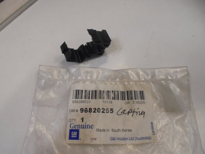 Holden Captiva Genuine Fuel Feed Hose Clip New Part