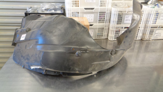 Suzuki Kizashi Genuine Front Right Guard Liner New Part