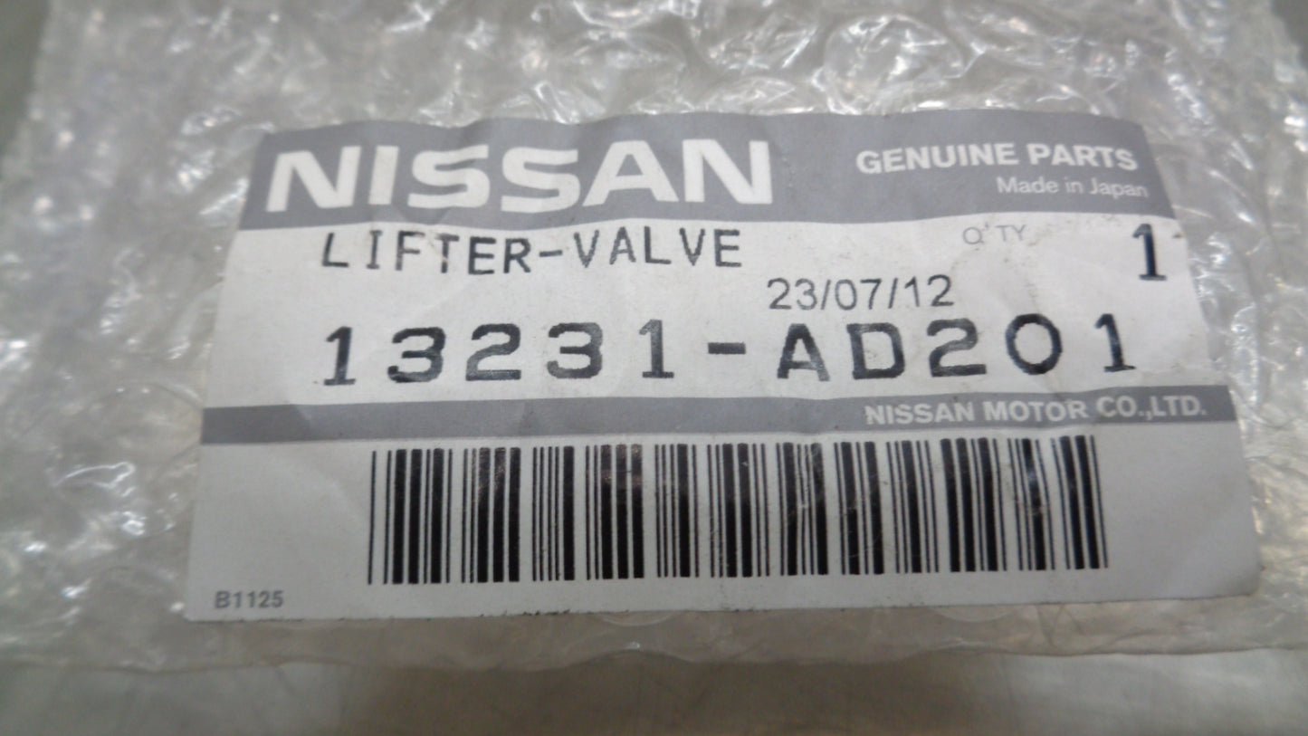 Nissan T30 X-Trail Genuine Lifter Valve Cover New Part