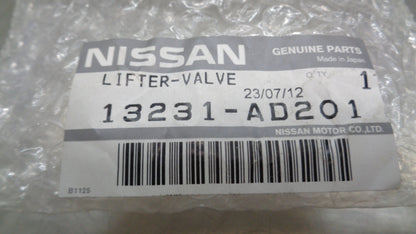 Nissan T30 X-Trail Genuine Lifter Valve Cover New Part