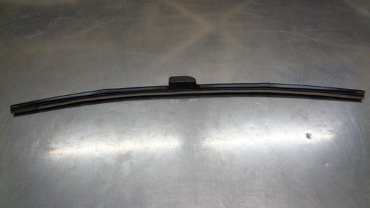 Nissan Qashqai Genuine Front Windscreen Wiper Blade Assembly New Part