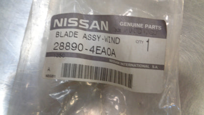 Nissan Qashqai Genuine Front Windscreen Wiper Blade Assembly New Part