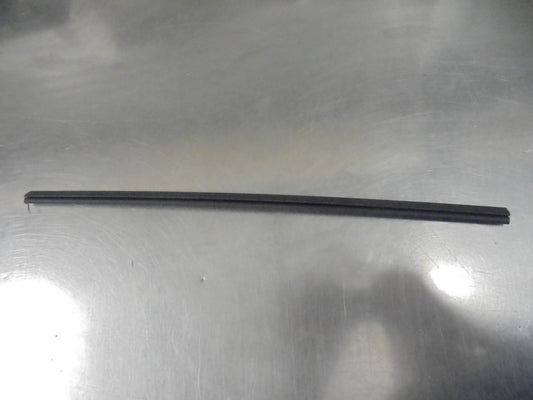 Holden Commodore-Calais-Monaro Genuine Seat Retainer Rear Trim To Seat Frame New Part