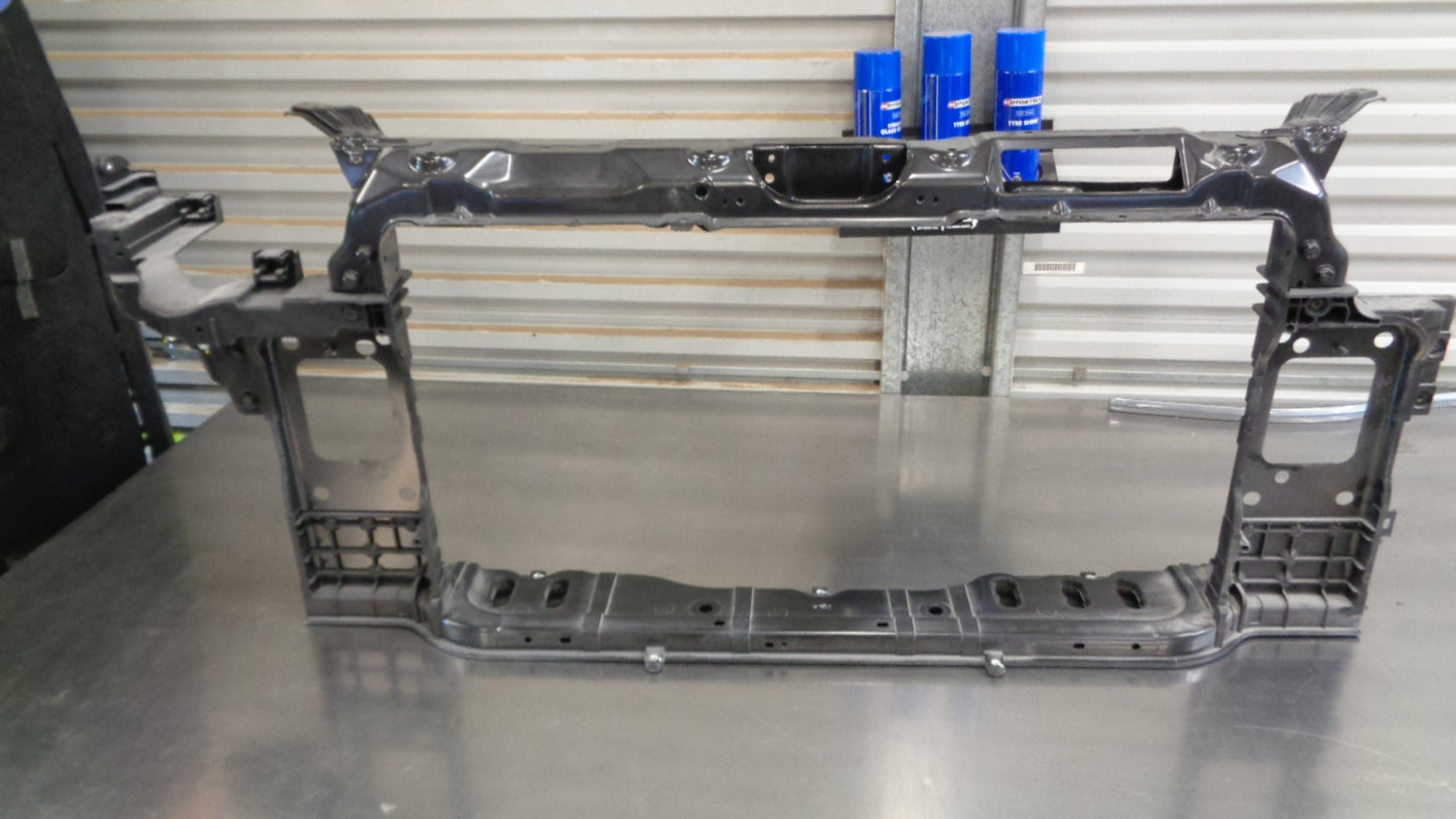 Hyundai i30 Genuine Radiator Support Panel New Part