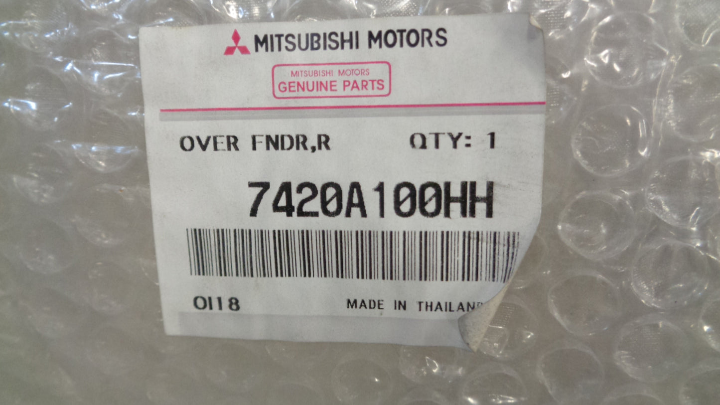 Mitsubishi ML/MN Triton Genuine Right Hand Side Front Flare Silver New Part