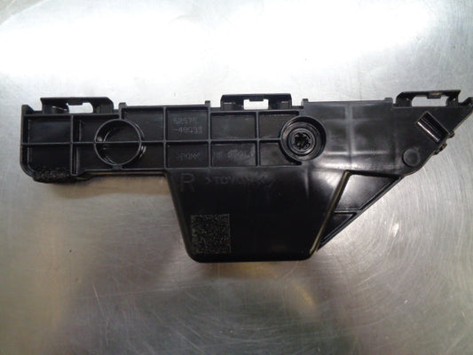 Toyota Kluger Genuine Right Hand Rear Bumper Retainer New Part