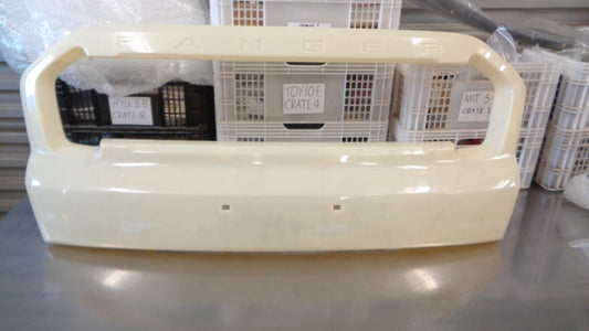 Ford PX XLT Ranger Genuine Radiator Grille Moulding Unpainted New Part