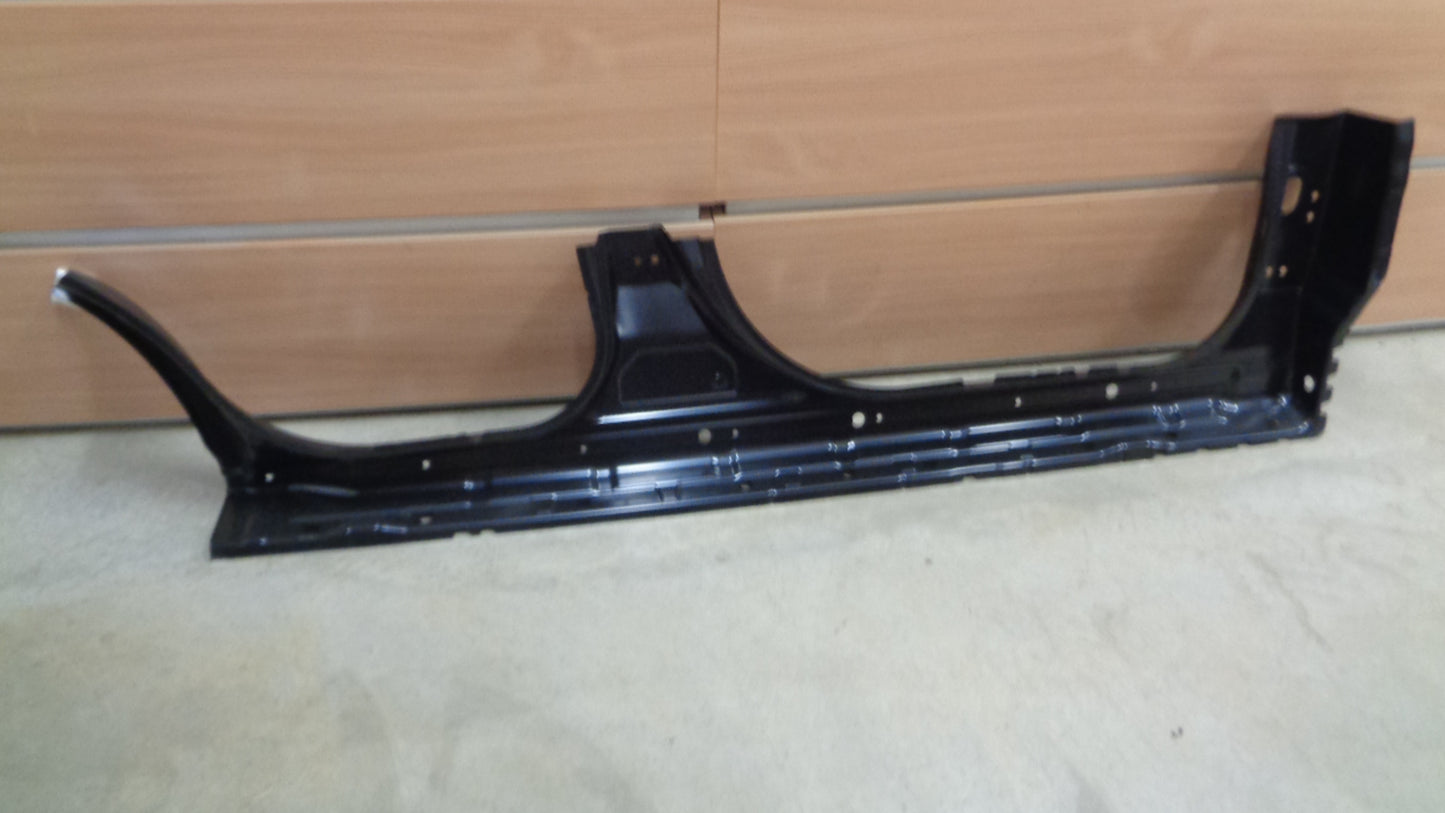 Mitsubishi Outlander Genuine Left Hand Lower Side Sill New Part