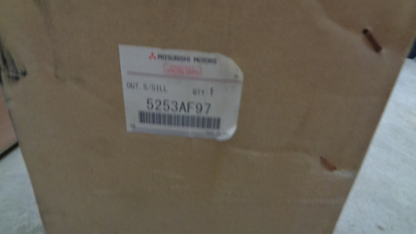 Mitsubishi Outlander Genuine Left Hand Lower Side Sill New Part