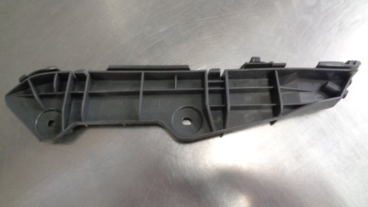 Toyota Corolla Genuine right (driver) rear bumper bar slide New Part