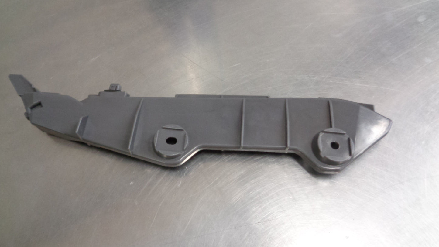 Toyota Corolla Genuine right (driver) rear bumper bar slide New Part