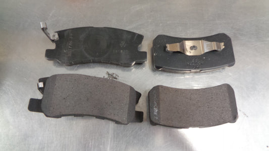 Mitsubishi Outlander/Lancer Genuine Rear Brake Pads New Part