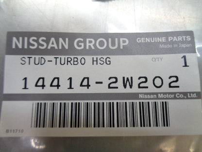 Nissan Patrol/Navara Genuine Exhaust Stud New Part