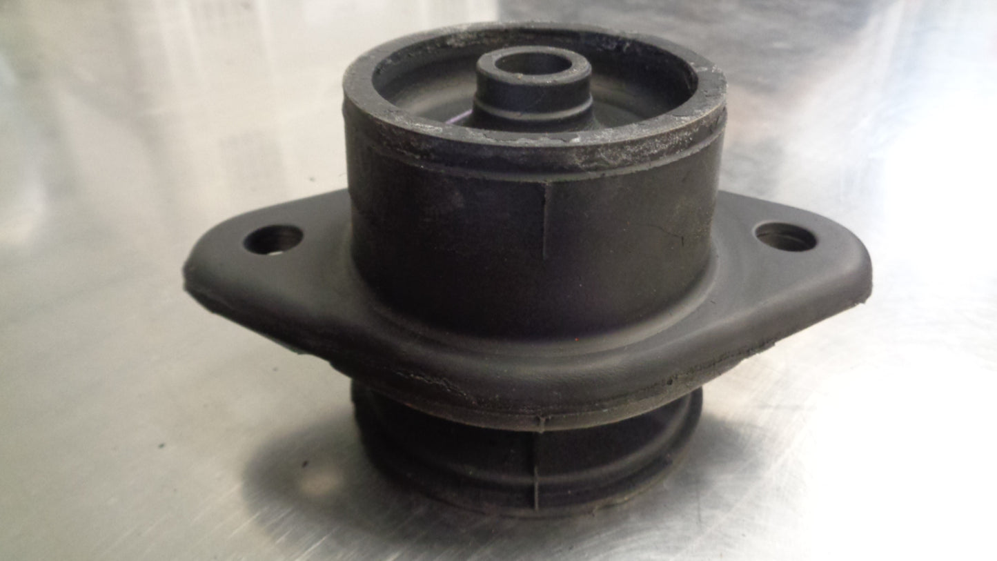 Toyota Hilux Genuine Upper Cab Mount Cushion No.3 New Part