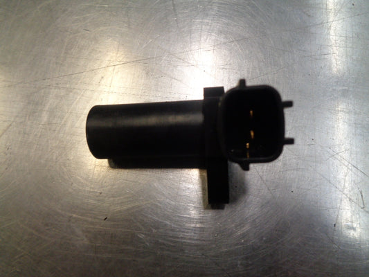 Nissan GU Y61 Patrol Genuine Crank Shaft Position Sensor New Part