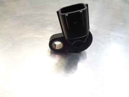 Nissan GU Y61 Patrol Genuine Crank Shaft Position Sensor New Part