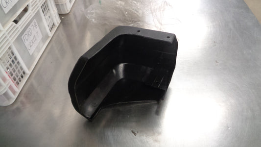 Left Hand Rear Bar End Cover Suits Jeep Cherokee New Part