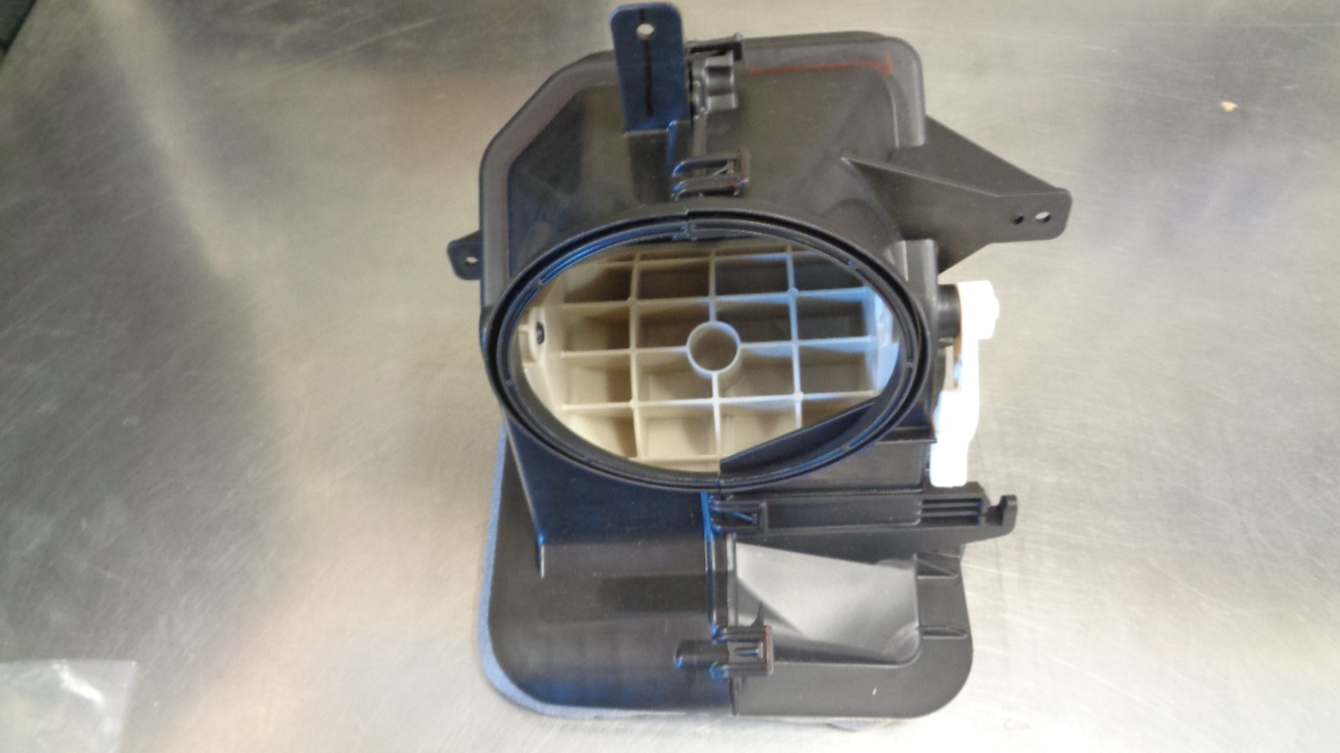 Jeep Cherokee Genuine Air Inlet Housing New Part – Half Price Parts ...