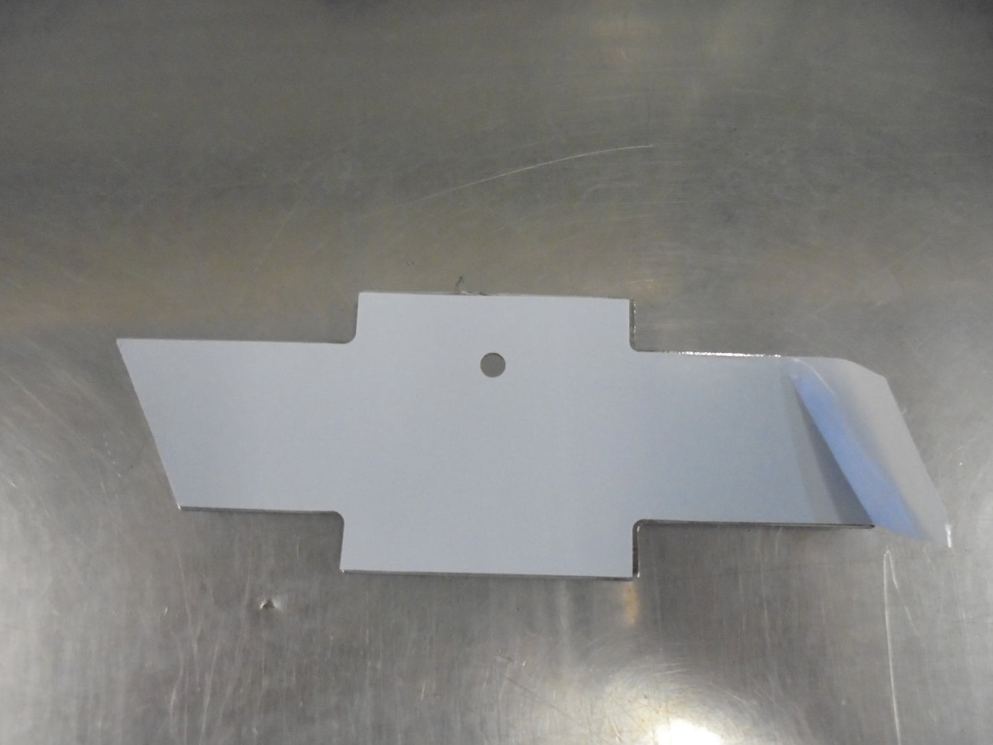 Holden VF SS SSV SV6 Commodore Genuine Front Grille Emblem New Part