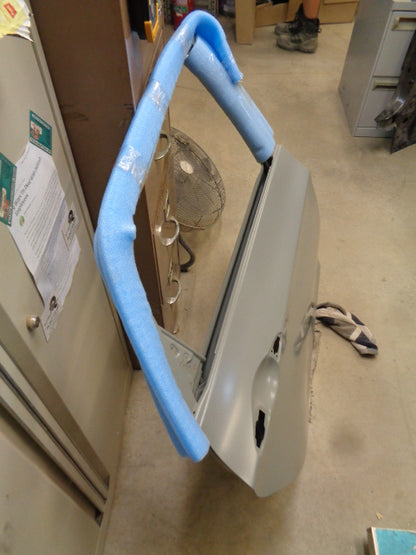 Hyundai i30 Genuine Right Hand Rear Door Shell New Part
