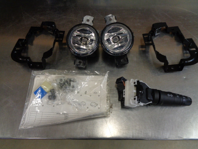 Nissan T30 X-Trail Genuine Fog Light Kit New Part
