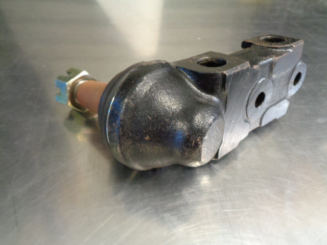 Left Hand Upper Front Ball Joint Suits Toyota Coaster New Part