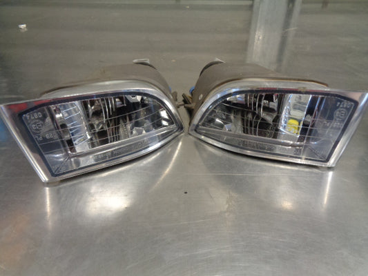 Toyota Prado 120 series fog light Pair used VGC