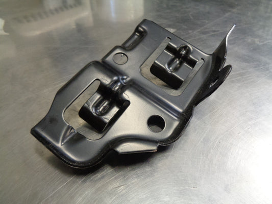 Toyota Hiace Genuine Right Hand Front Bumper Stay New Part